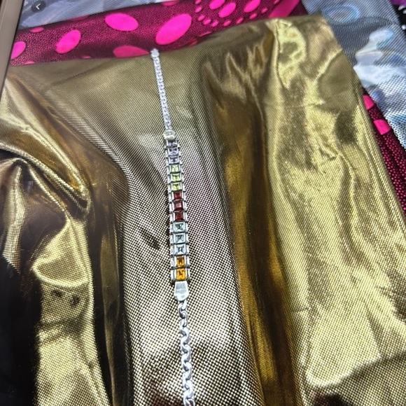 Ladies sterling silver 7” L(5) beautiful color gemstones square, tennis bracelet - Picture 3 of 7